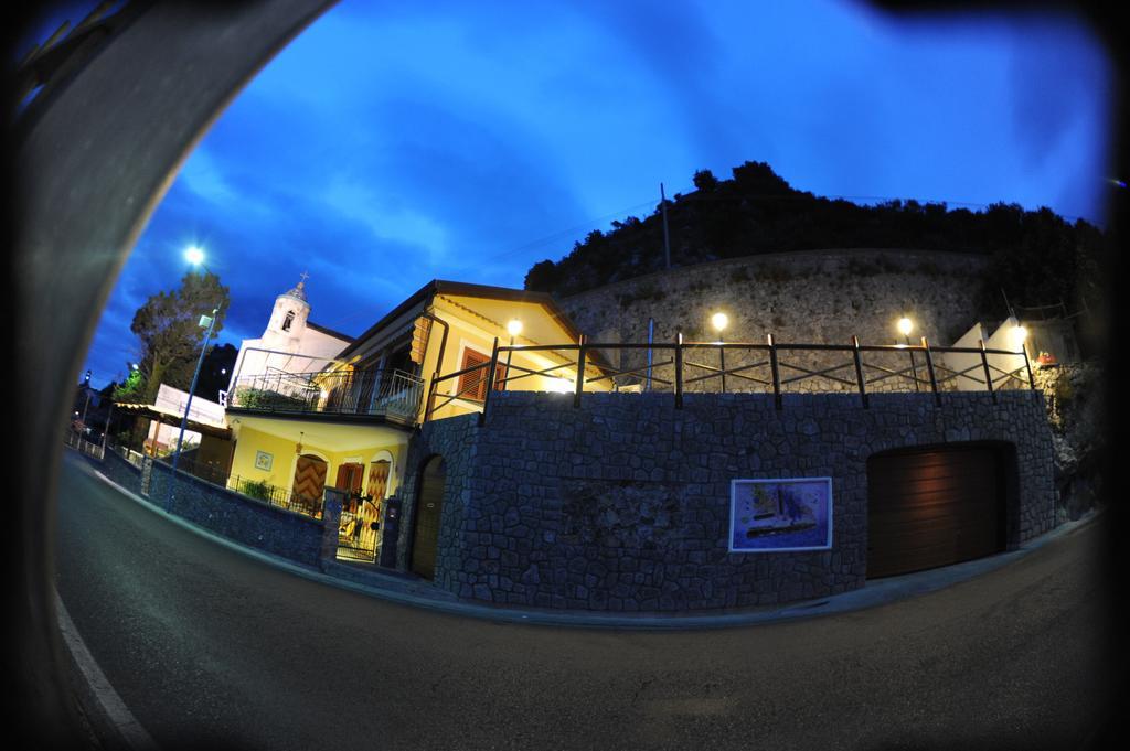 La Mela Blu Bed & Breakfast Furore Luaran gambar