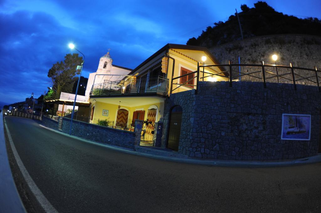 La Mela Blu Bed & Breakfast Furore Luaran gambar