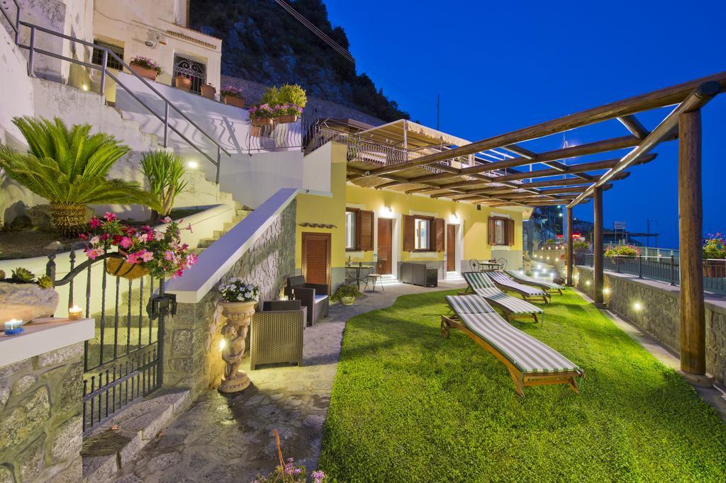 La Mela Blu Bed & Breakfast Furore Luaran gambar