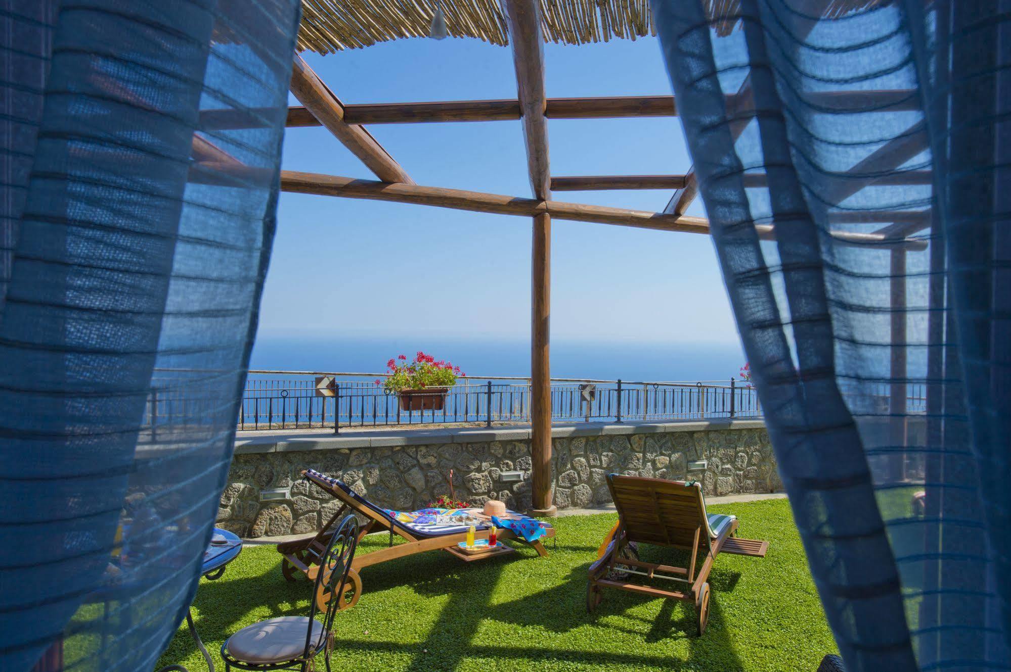 La Mela Blu Bed & Breakfast Furore Luaran gambar